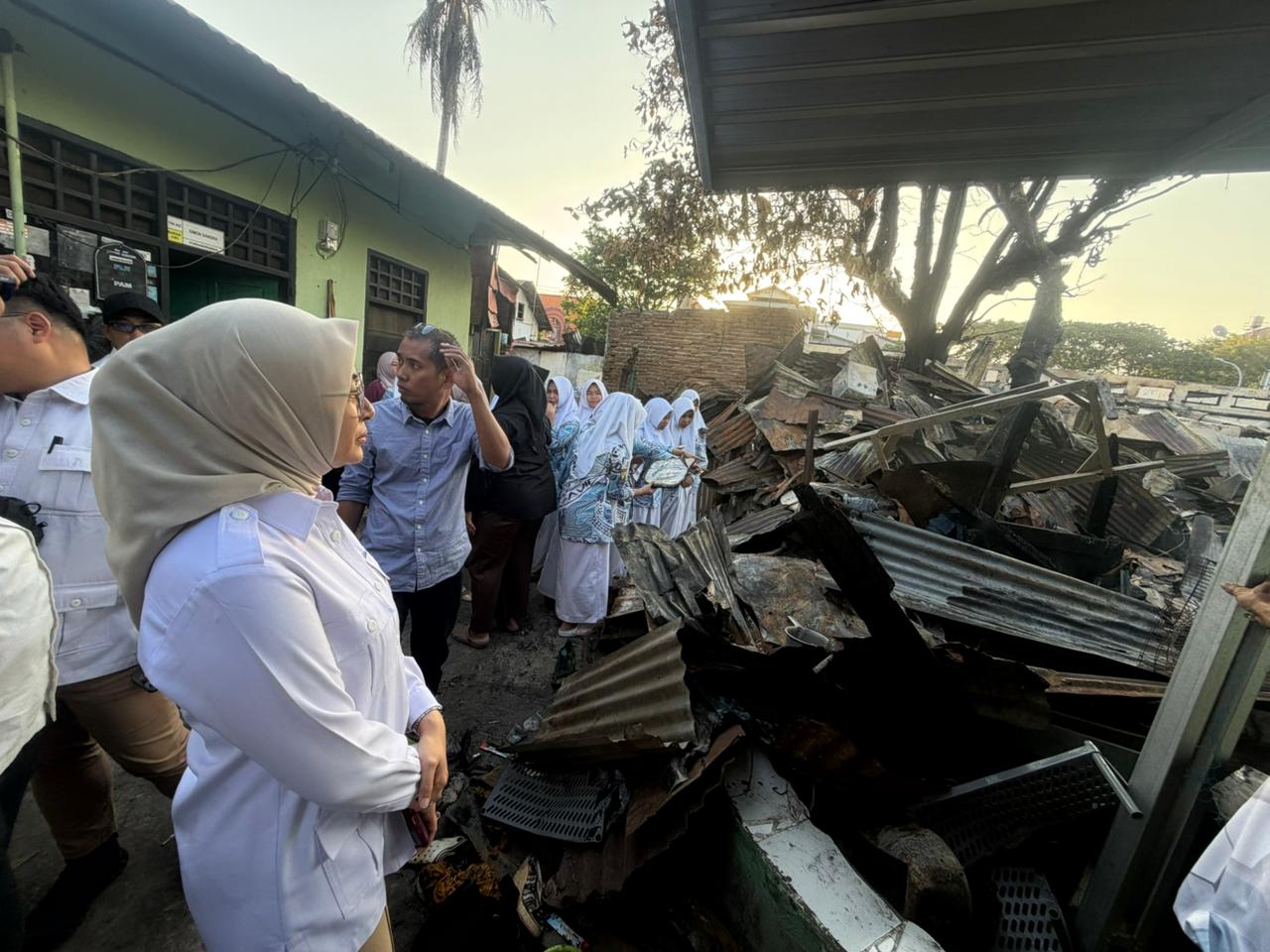 23 Rumah Terbakar di Mattoangin, Gerindra Makassar Datangi Korban dan Bawa Bantuan